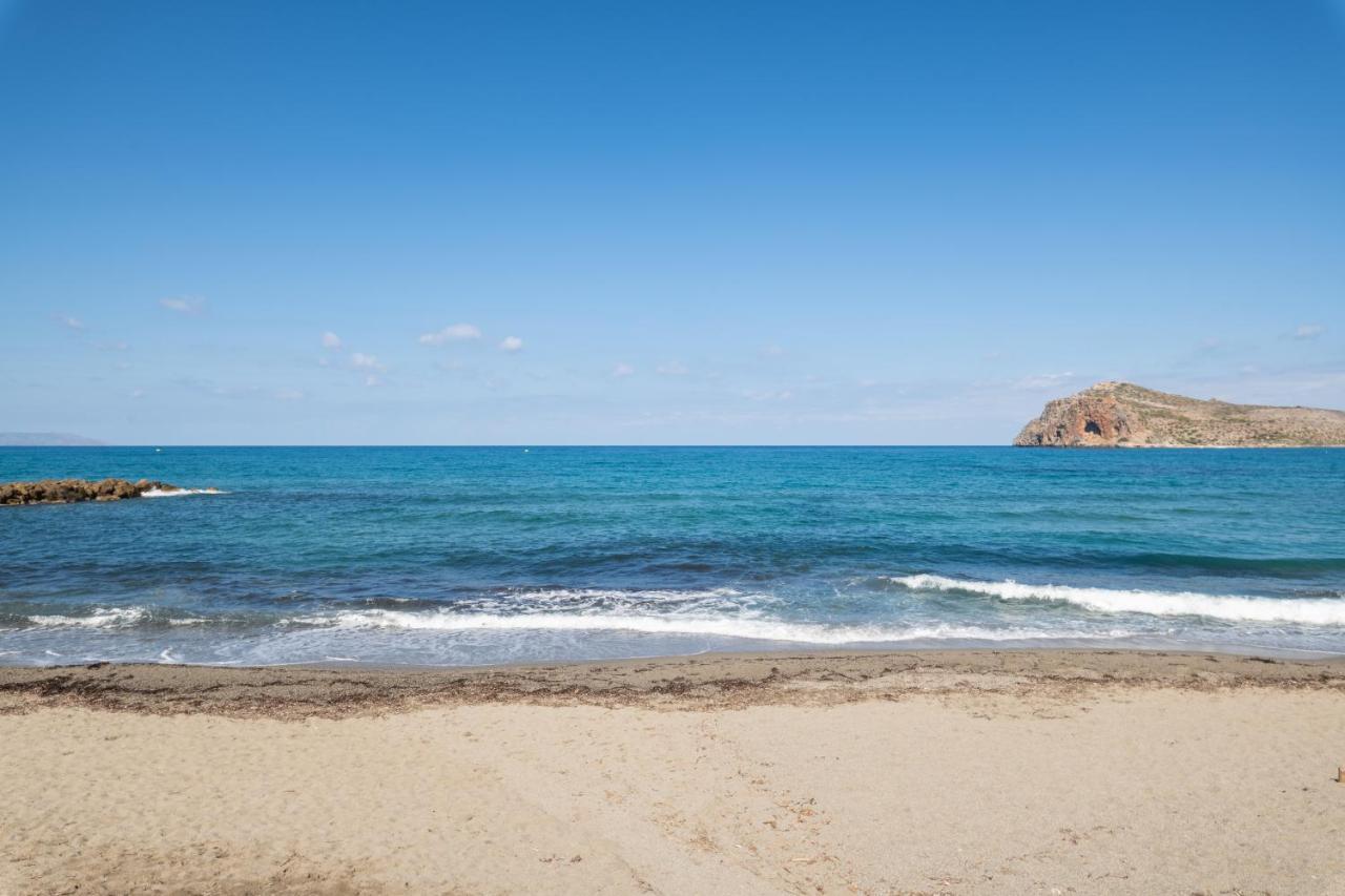 Hotel Haris On The Beach Agia Marina Dış mekan fotoğraf