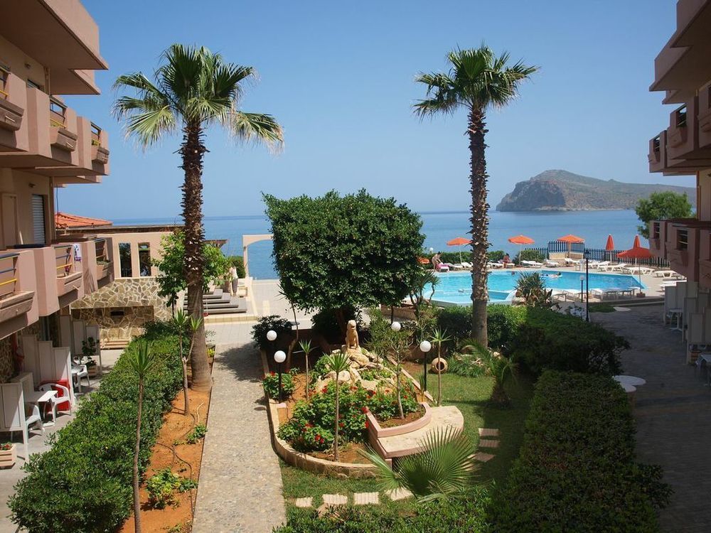 Hotel Haris On The Beach Agia Marina Dış mekan fotoğraf